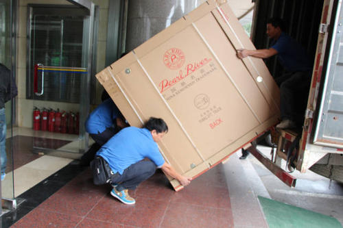 怀集钢琴贵重工艺品无忧运